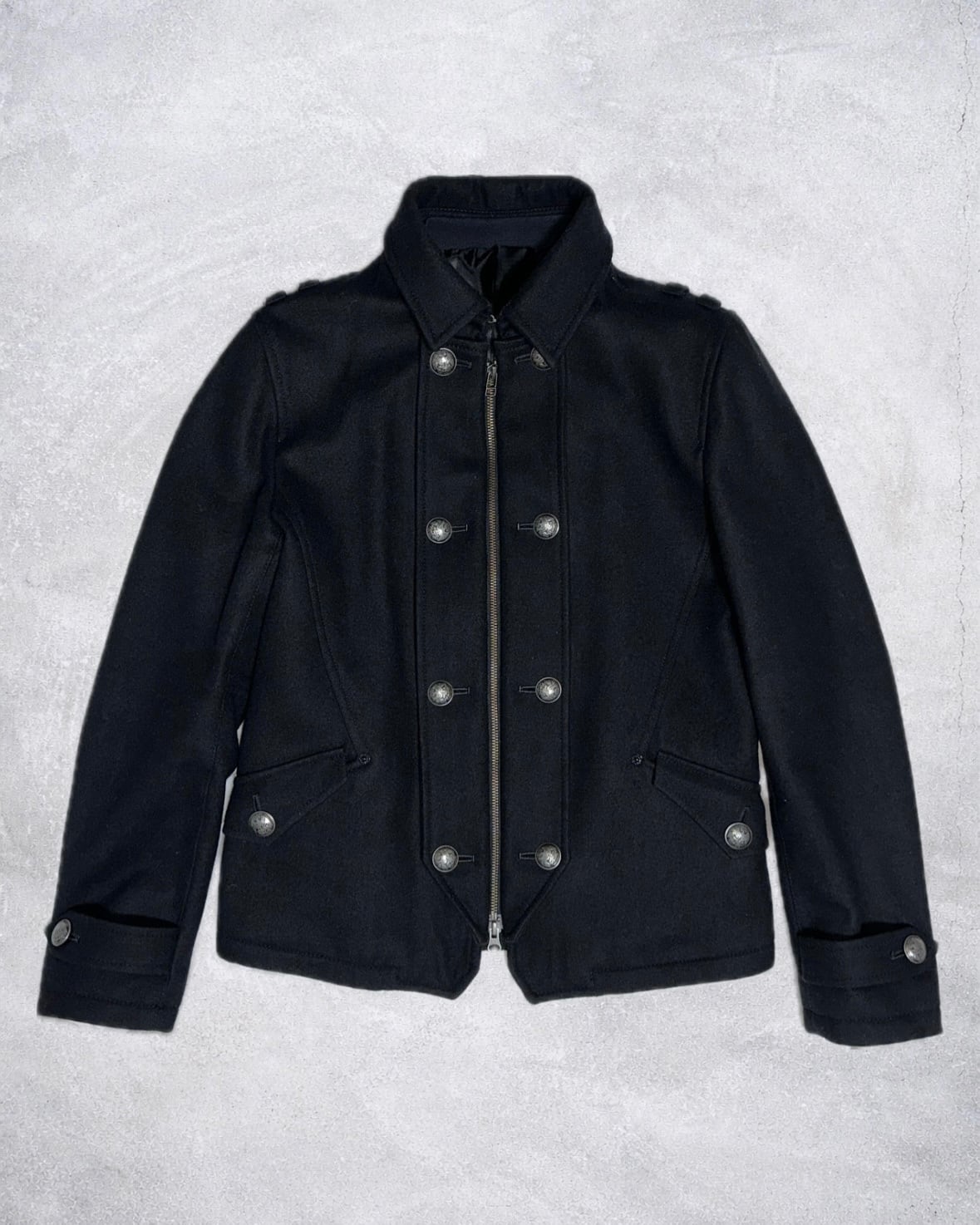 Outer | Jurell