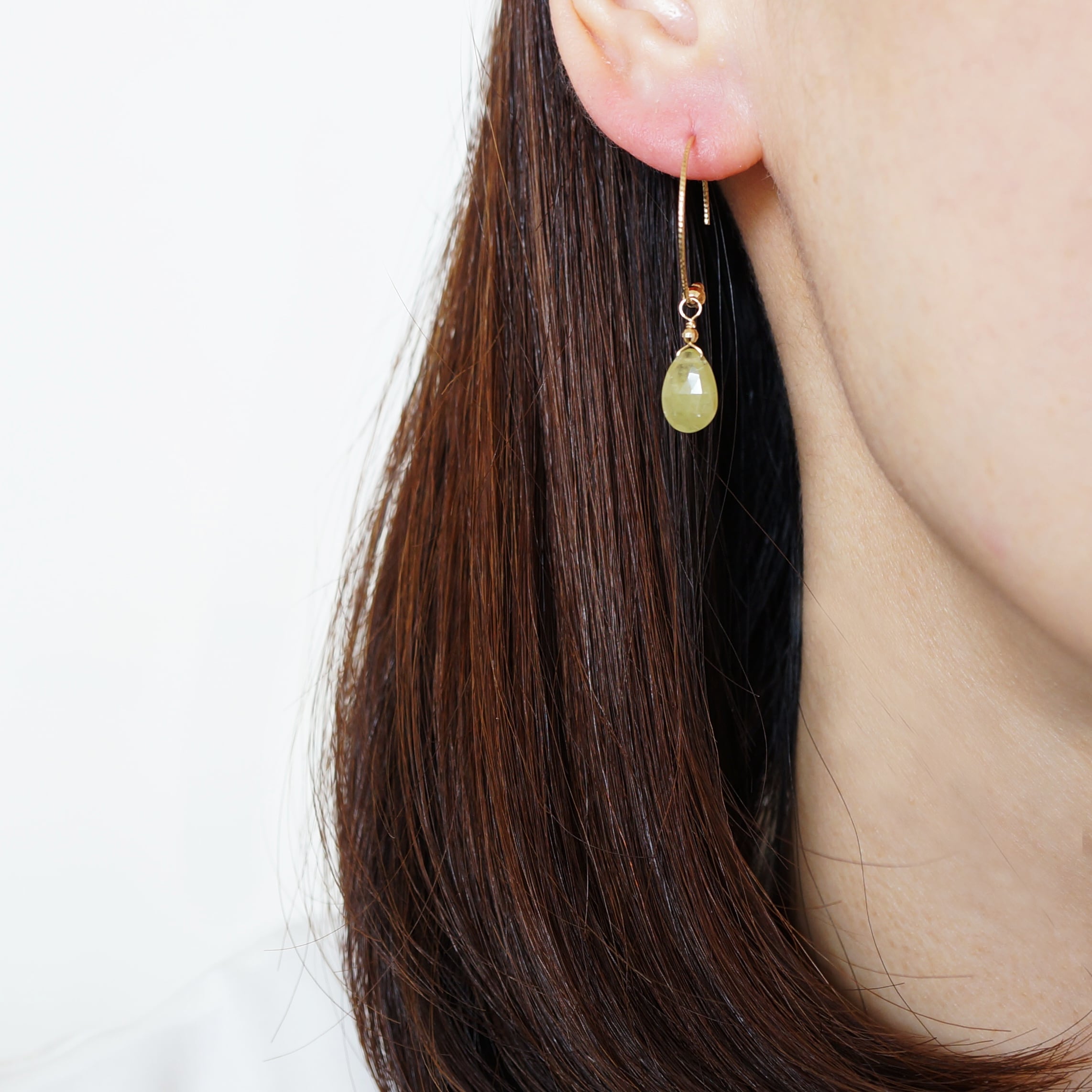 K10 Sphene charm / 天然石 スフェーン グリーン 1粒ピアス イヤリング