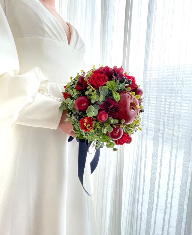 りんごのブーケ（ブートニア付き） | mil petalos