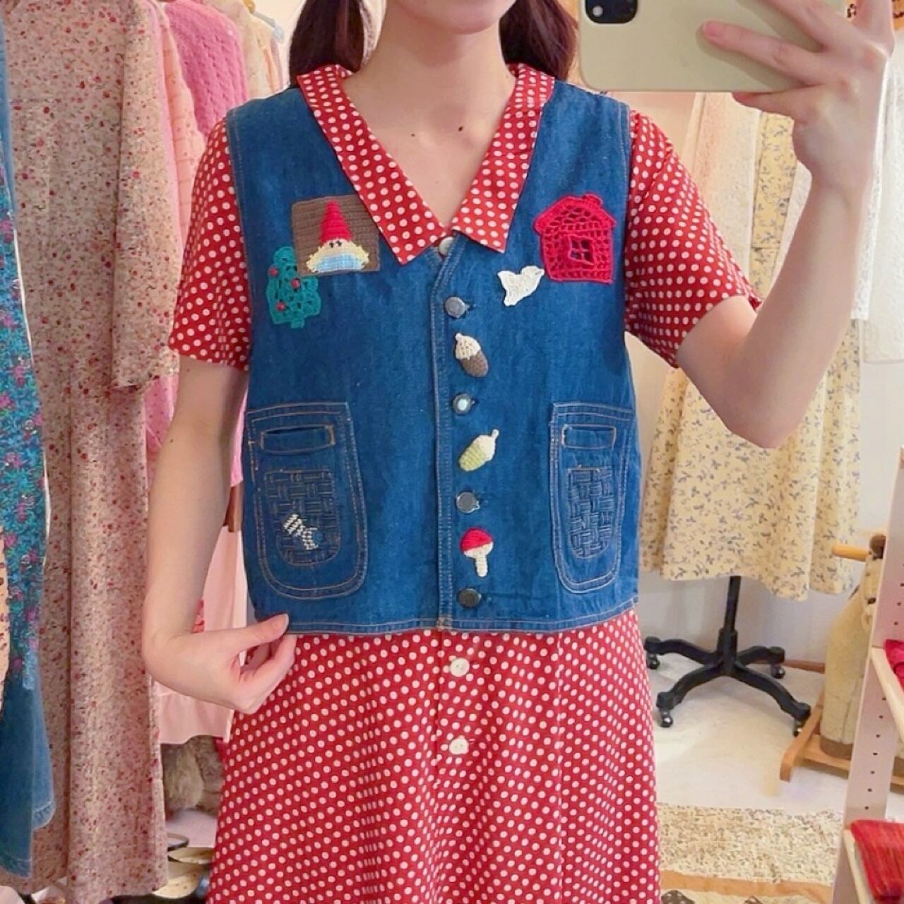 remake ✂︎ acorn button denim vest