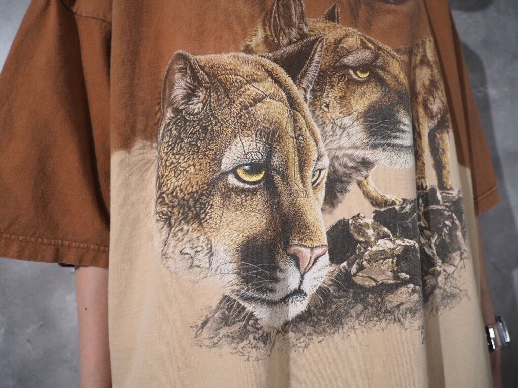 Find 10 Cougas piece trompe l'oeil dyeing loose Tee