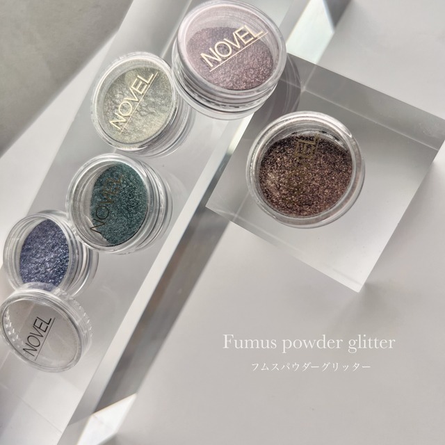 Fumus powder glitter