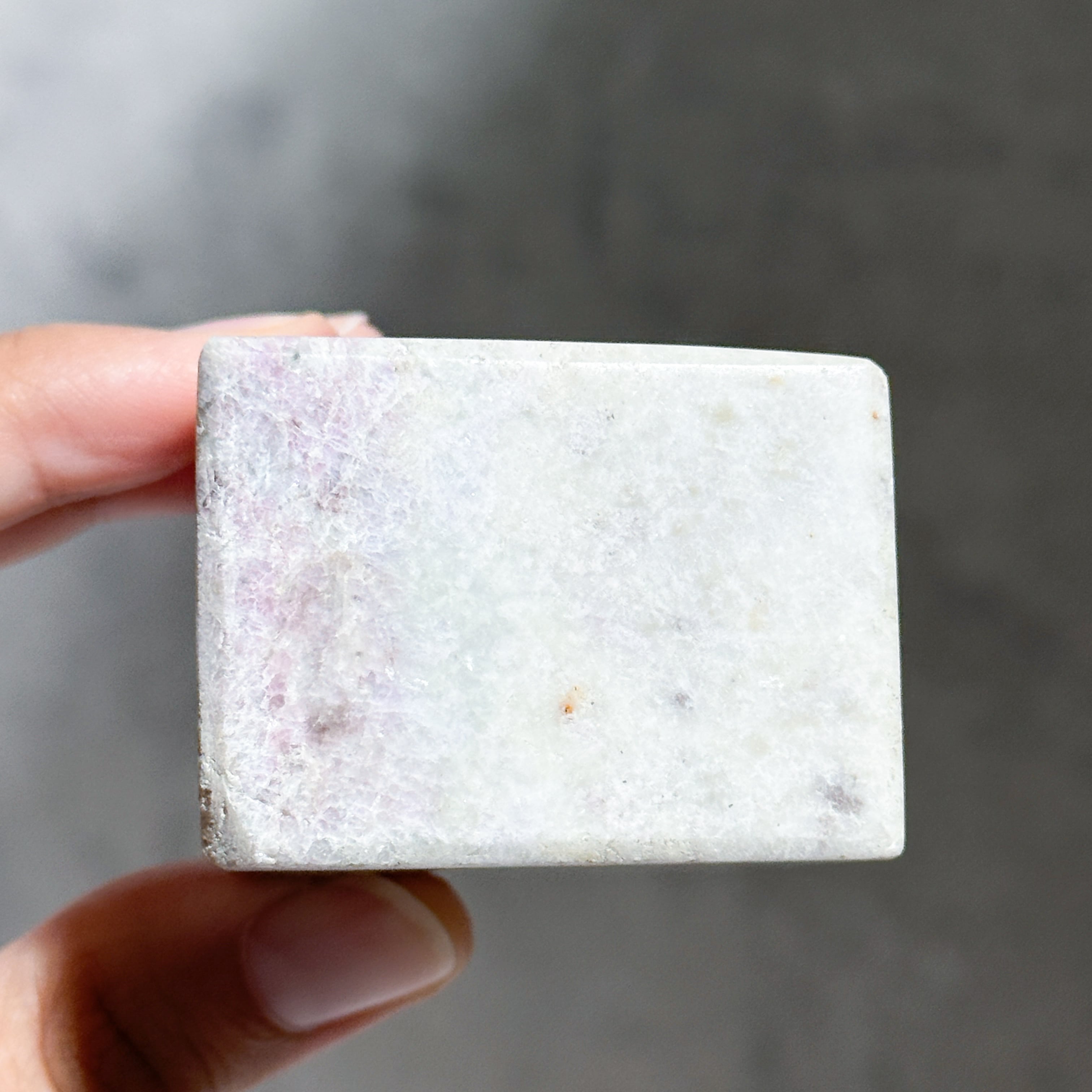 ハックマナイト 四角柱 ハックマナイト 四角柱 ハックマナイト(宝石名ハックマナイト