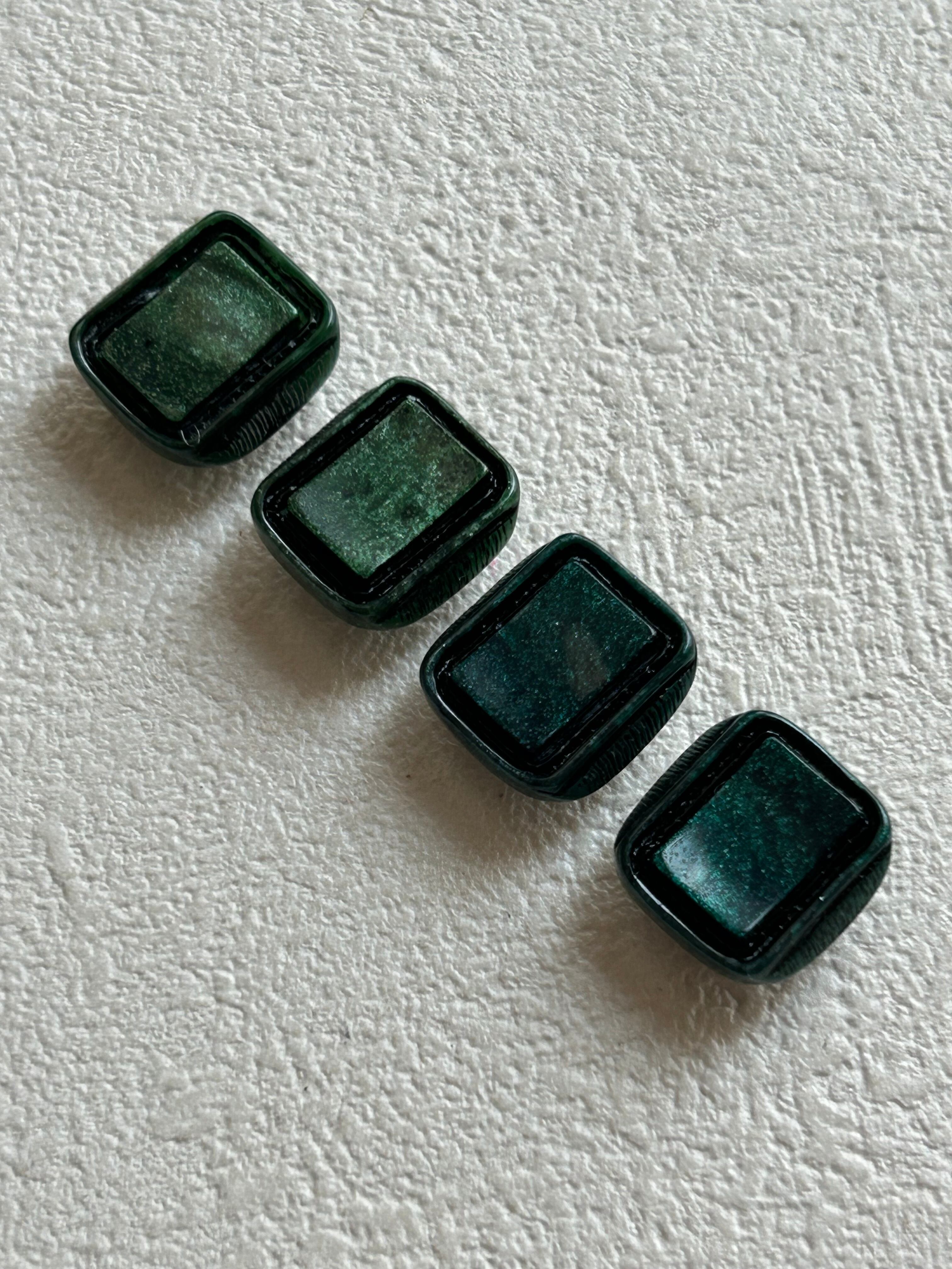 Japanese Vintage ボタン 14mm×13mm button 角なしスクウェア 緑/青緑 アクセサリーパーツ 装飾材 カルトナージュ