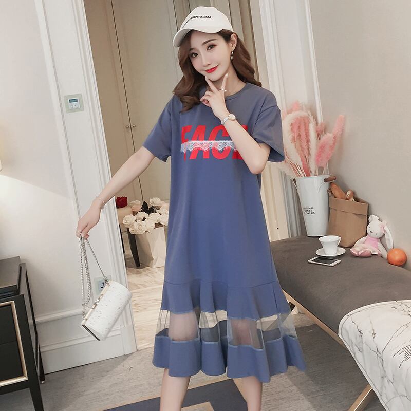 【新作】【送料無料】 マタニティ服サマーレタープリントミッドロングTシャツドレスルーズスタイリッシュドレス妊婦妊婦服 夏物 AL expec398803906187