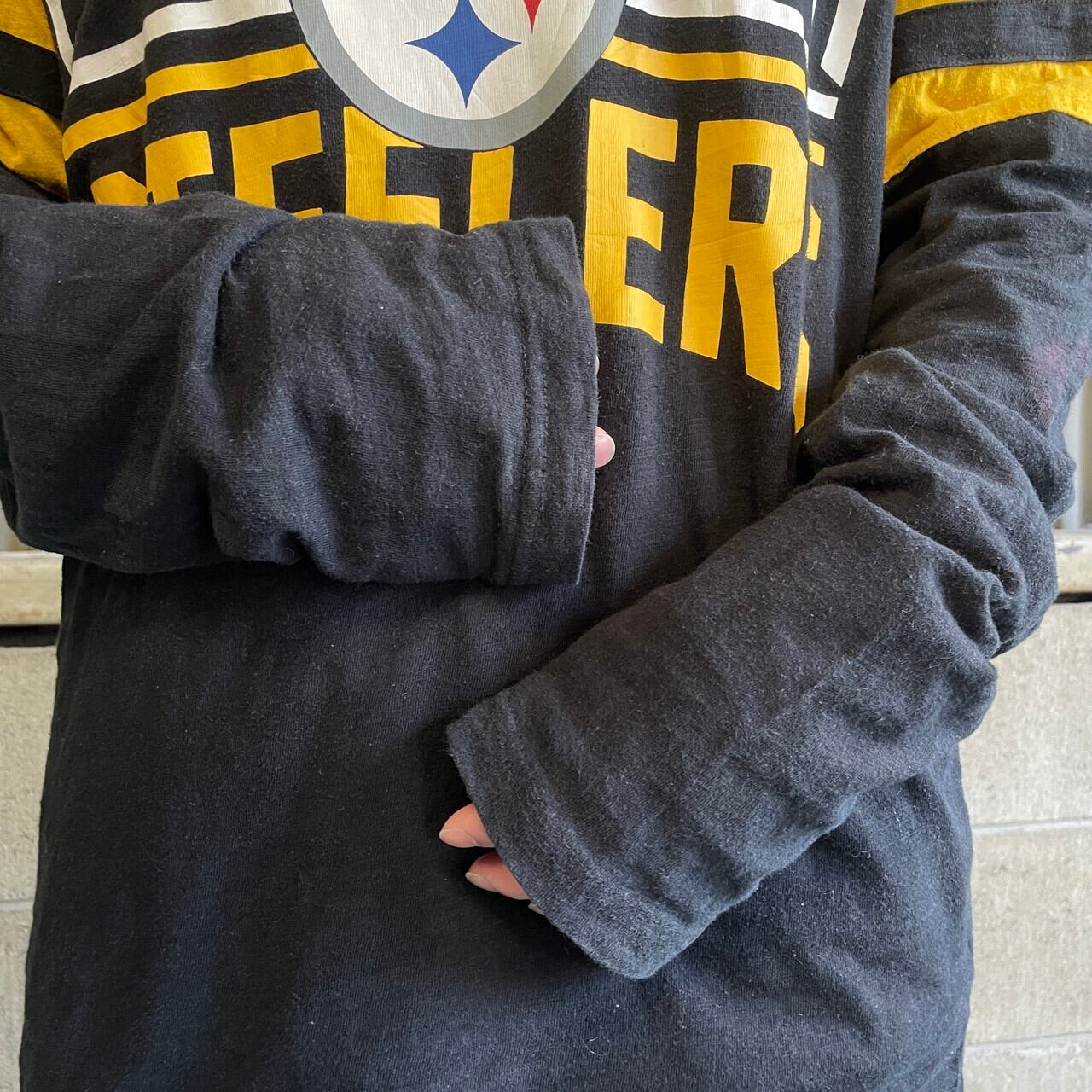NFL PITTSBURGH STEELERS チーム ロゴプリント ロングTシャツ NFL PITTSBURGH STEELERS チーム ロゴプリント ロングTシャツ
