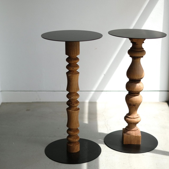 VONA wooden spindle TABLE