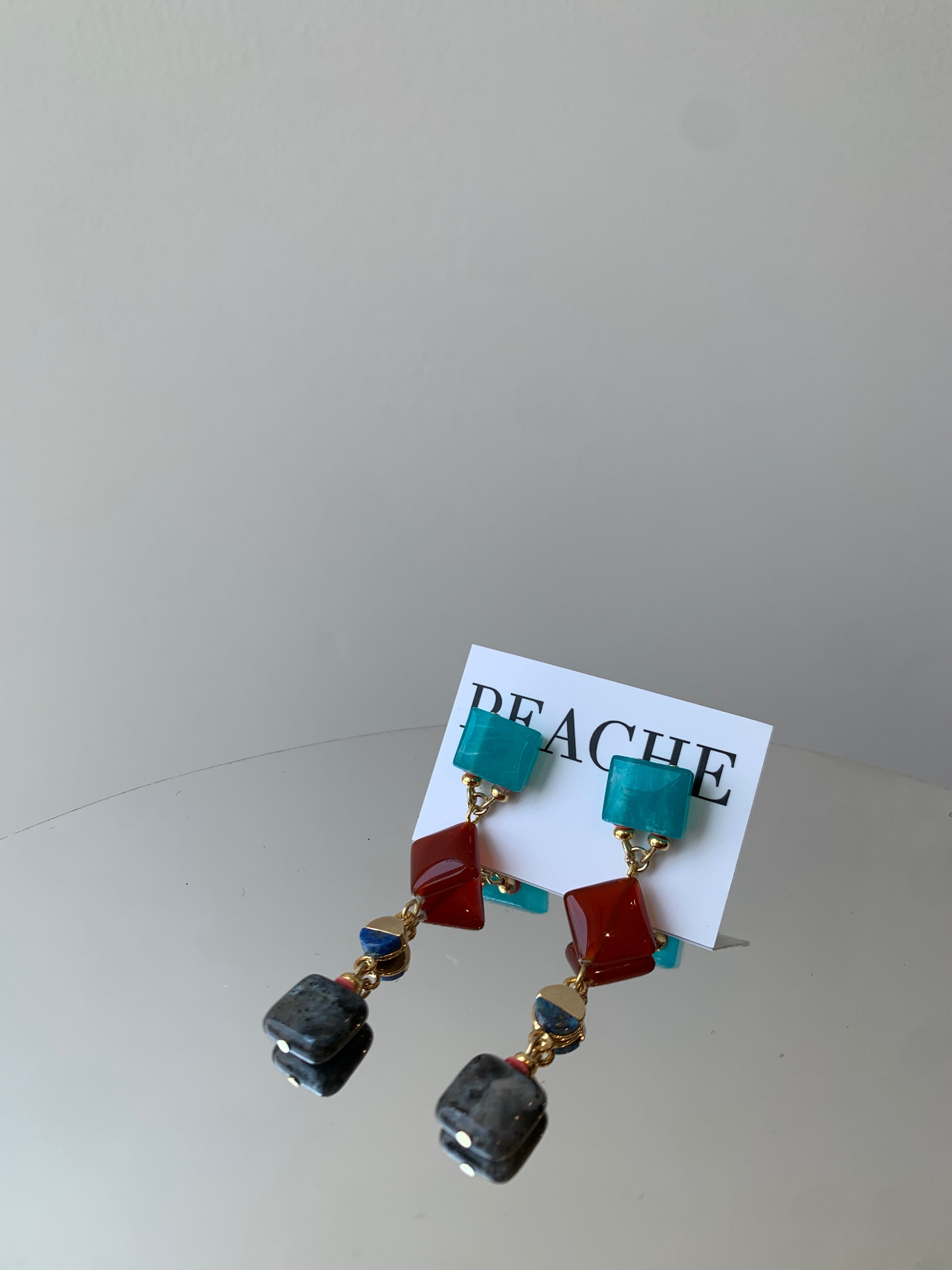 connected multi stone gold