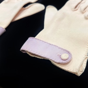 Pastel color lady's gloves