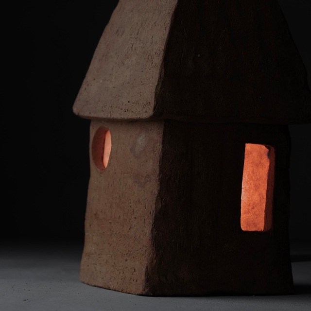 Table lamp