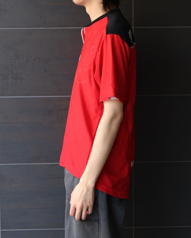 Half-zip cycling top