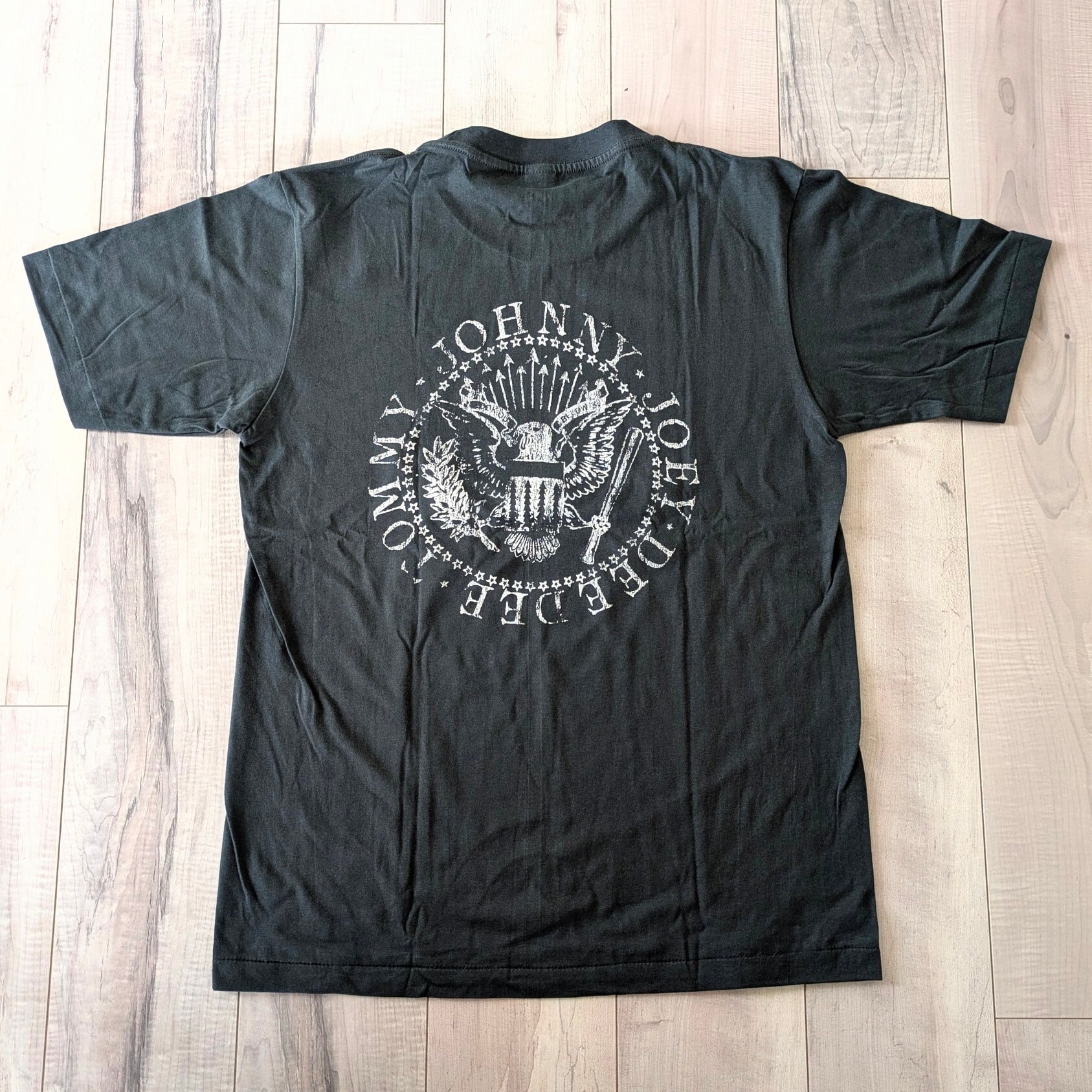 RAMONES ラモーンズ バンドTシャツ ビンテージ 古着 Ramones（ラモーンズ）】 『 Gotzon Hermosilla 』 Tシャツ