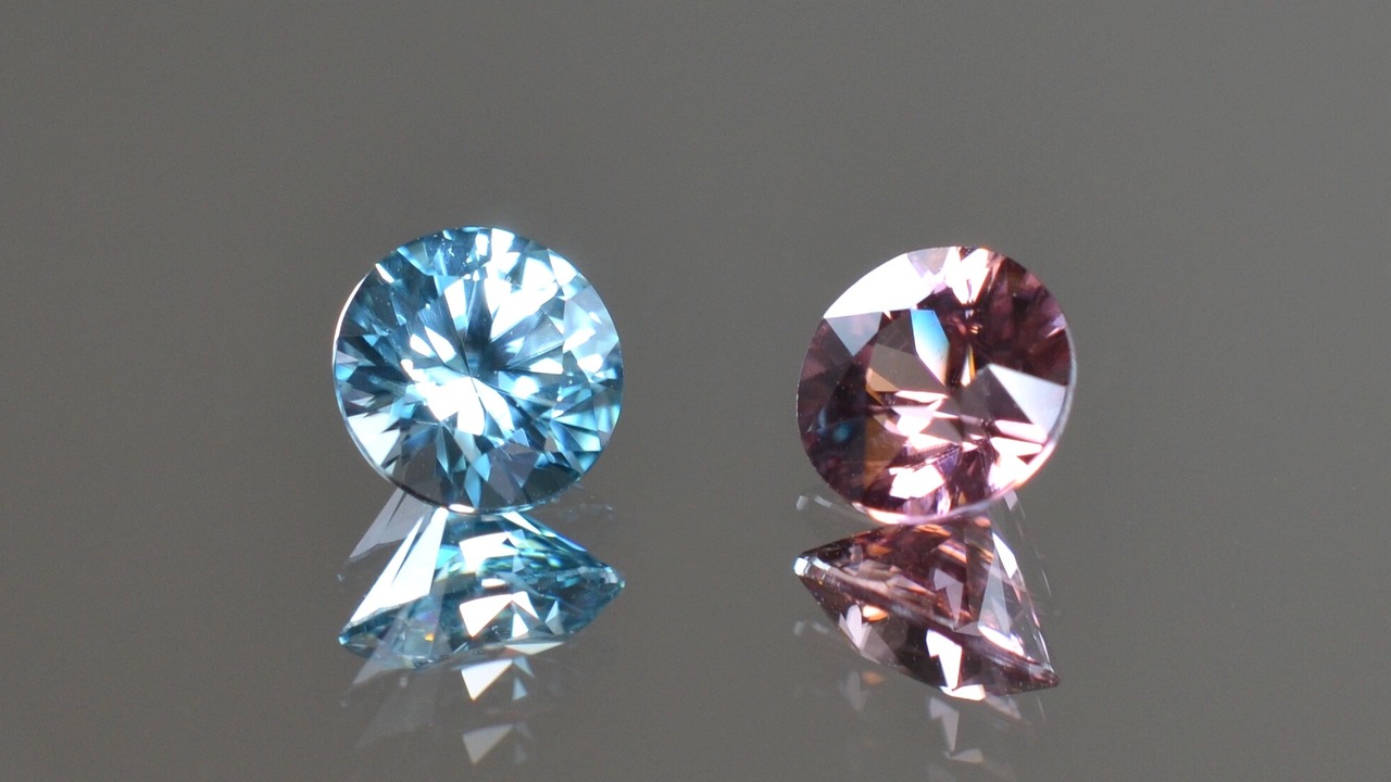 ダイヤモンドカット ブラウニッシュピンクジルコン 6mm