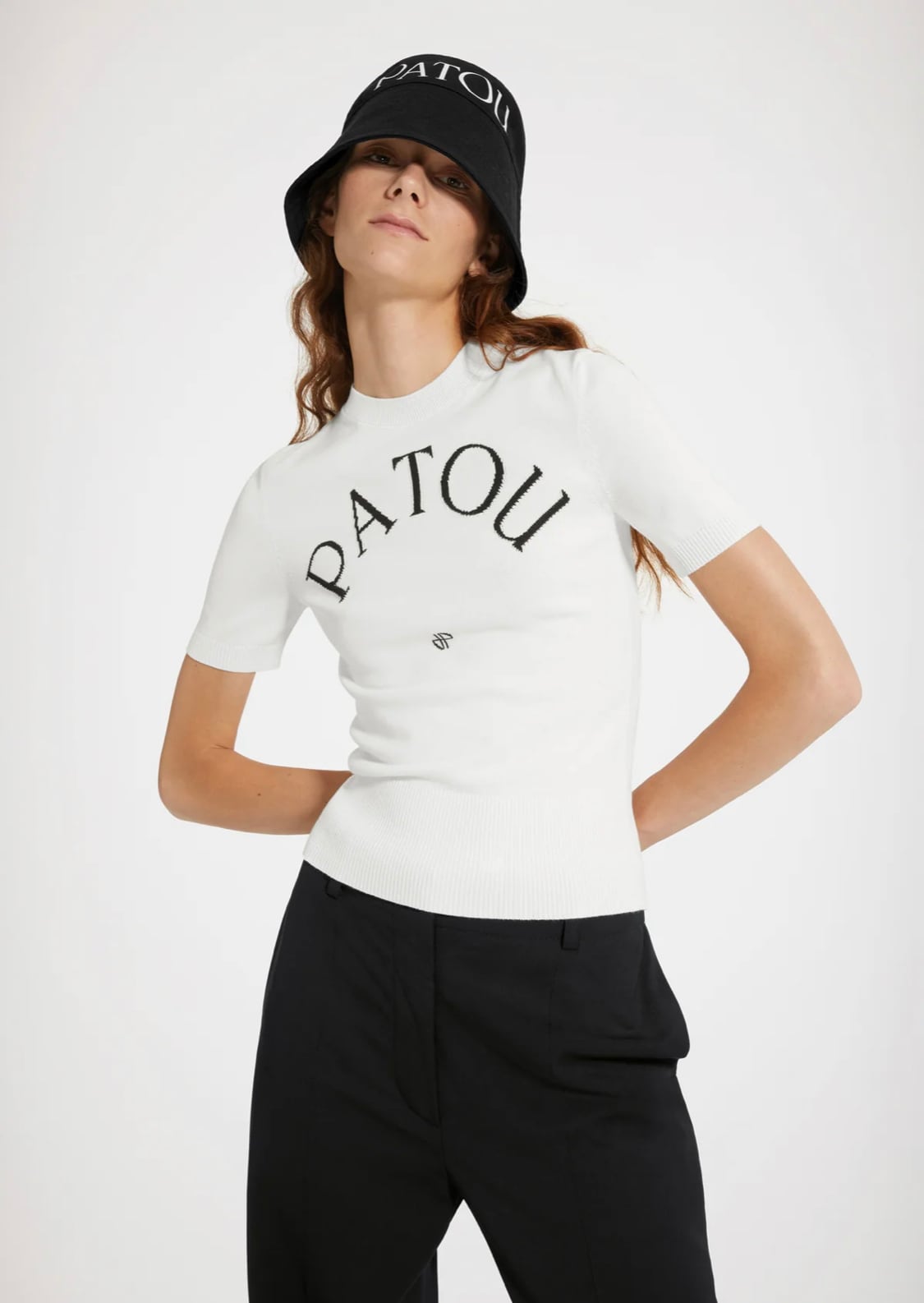 patou 新品ニットトップ-