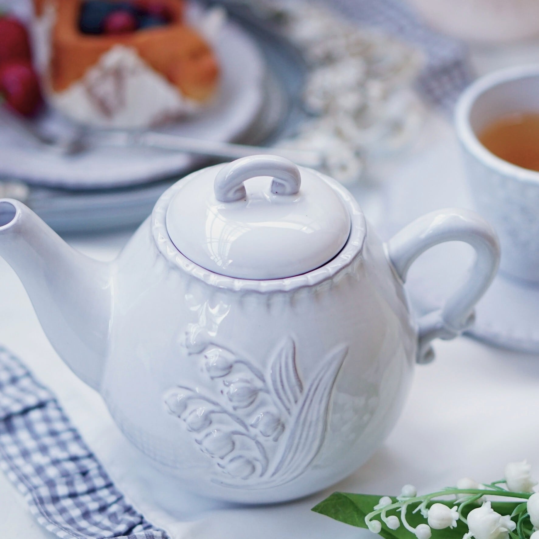 Suzuran teapot / すずらん ティーポット | BONNE CHANCE