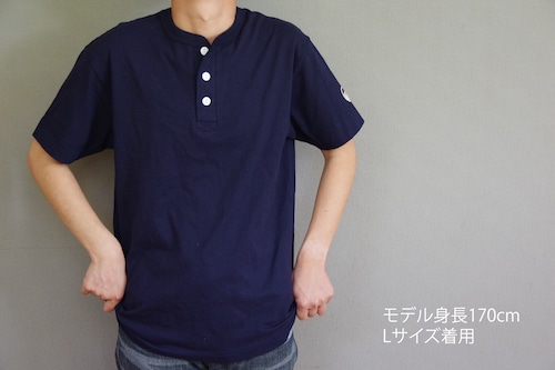 ヘンリーネックTシャツ