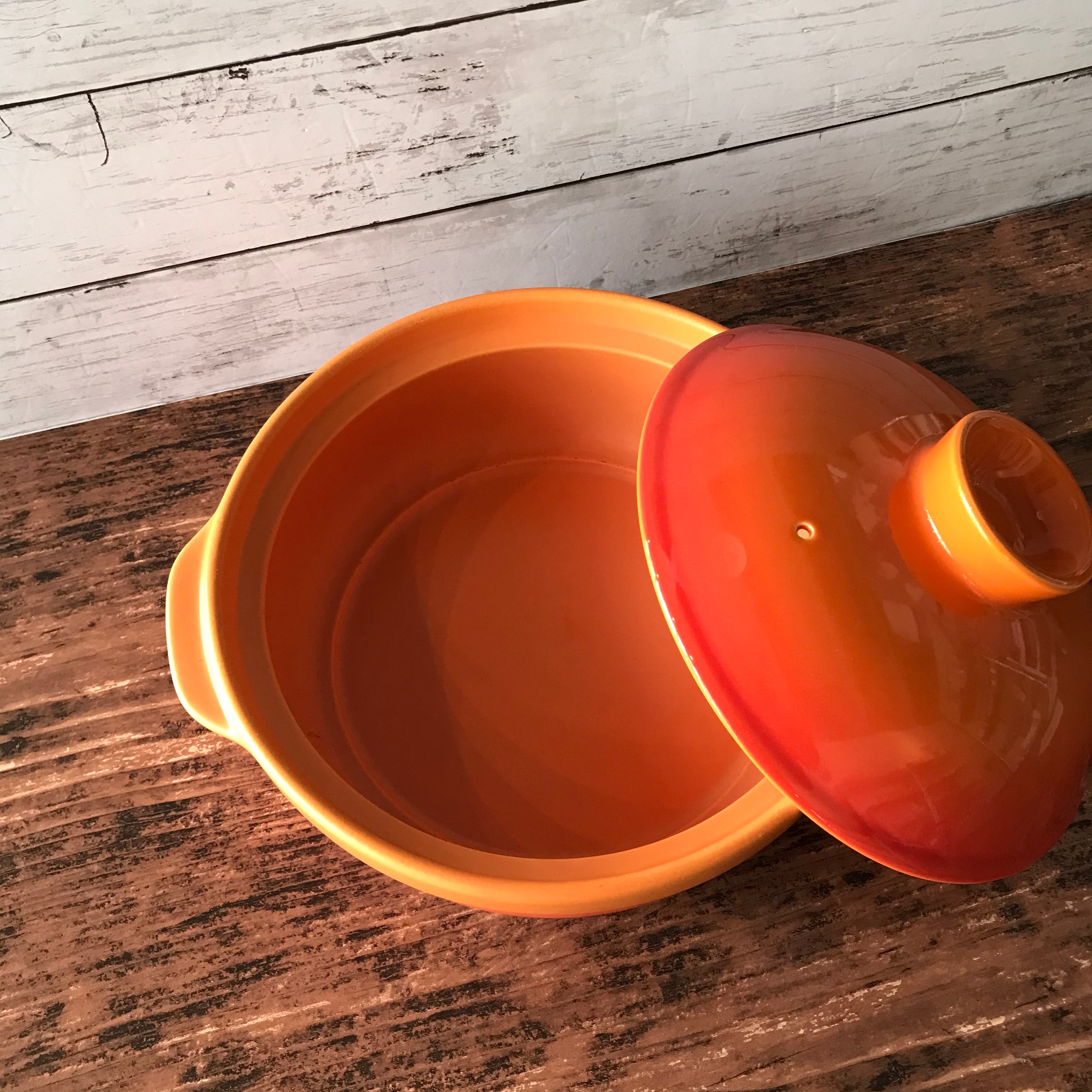 土鍋 直火用 八号 オレンジ・レッド 宴 おしゃれ食器 お鍋 | 食器の