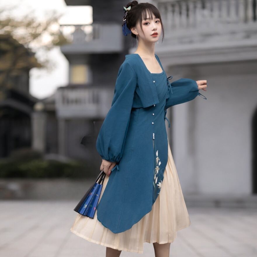 中華風 清時代刺繍短めチャイナジャケット上着トップス改良型漢服風短