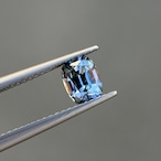 カラーチェンジジルコン 6.1x4.6mm, 0.95ct, ミャンマー産
