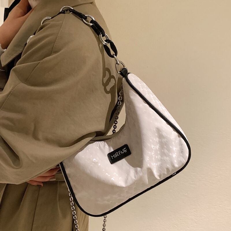 パターンチェーン スクウェア メッセンジャーバッグ Tiancai_Wing_Bag7299001876