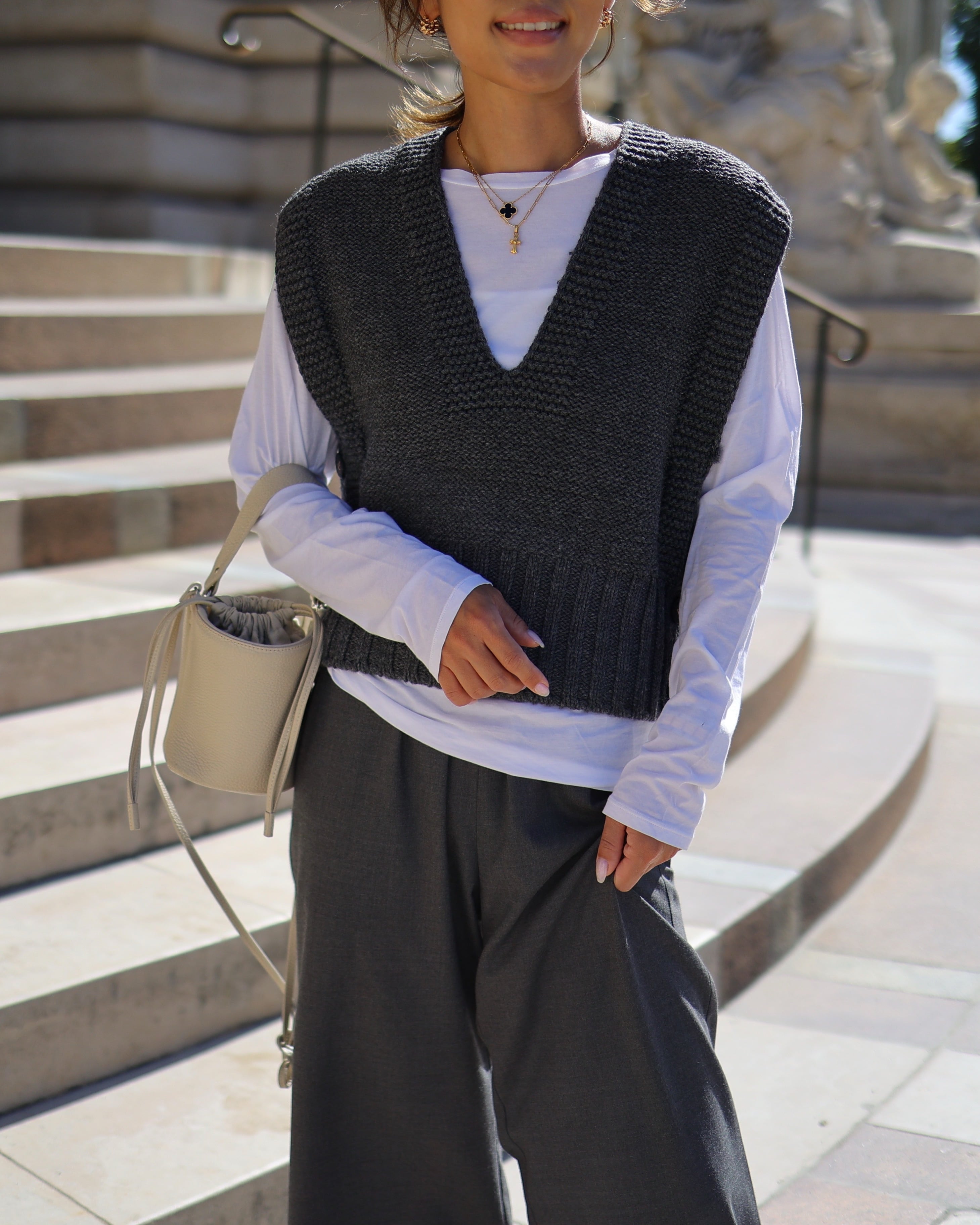 GPG-539 Marine Knit Vest | gypsohila