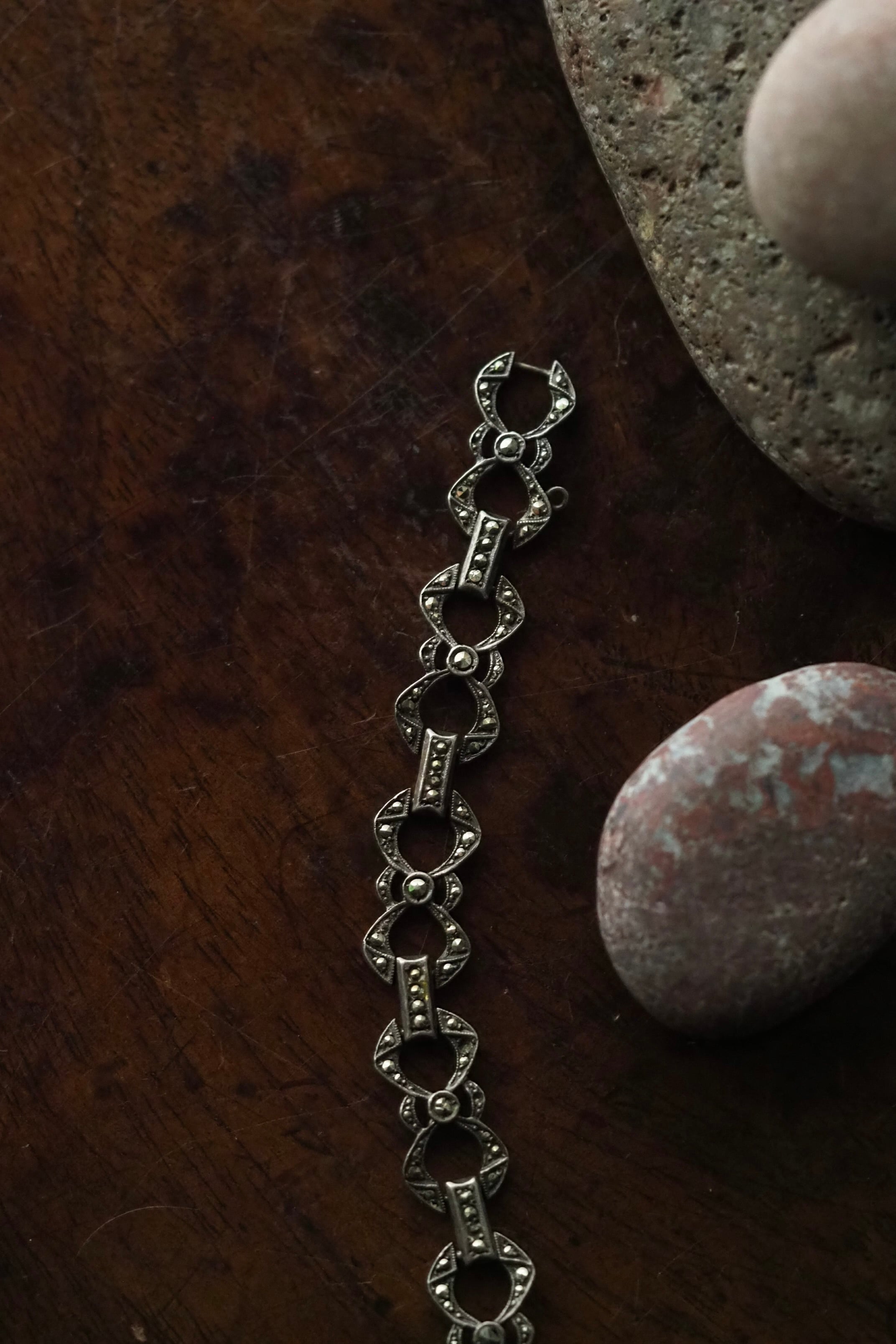 連なるマーカサイトブレスレット-antique marcasite bracelet