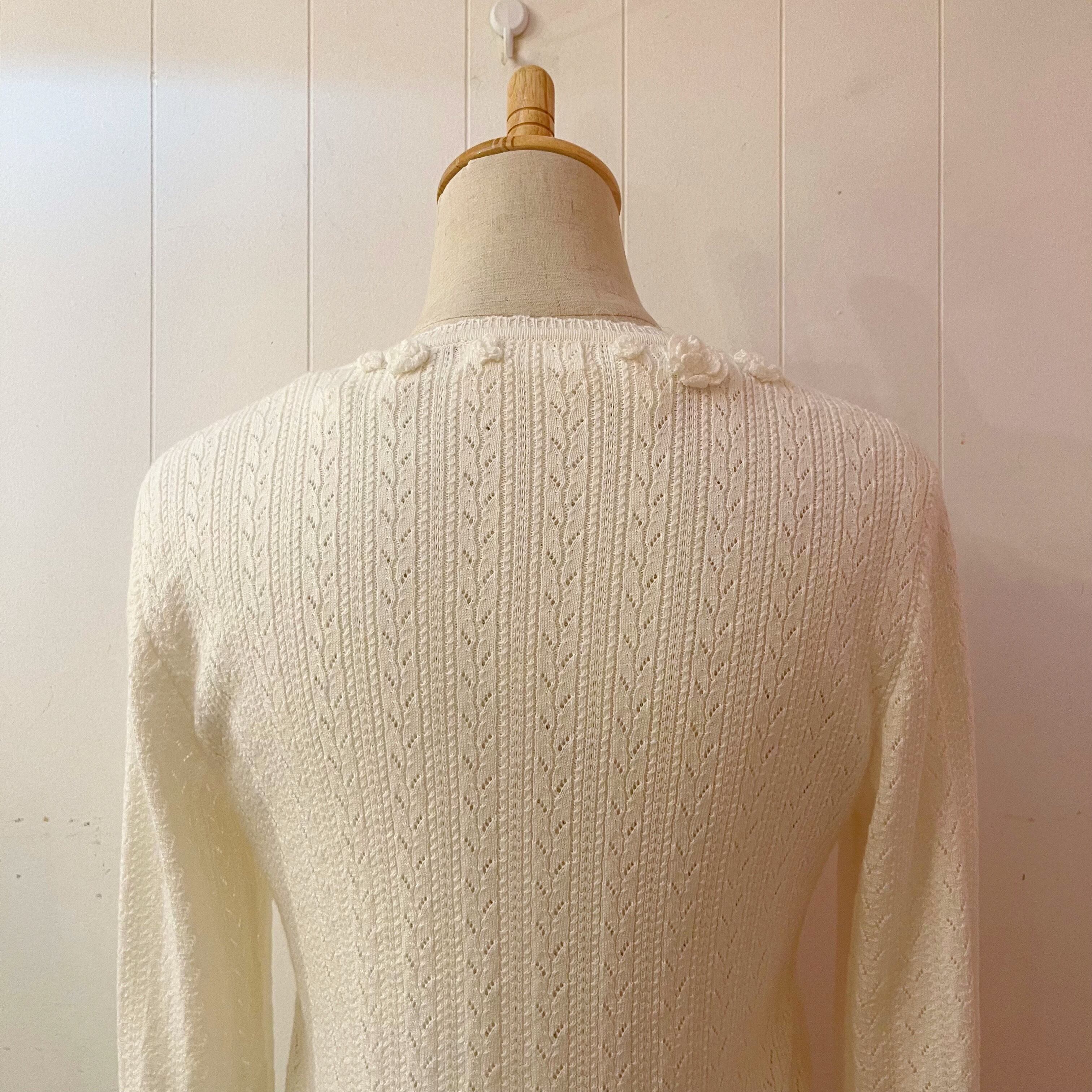 white flower knit ensemble