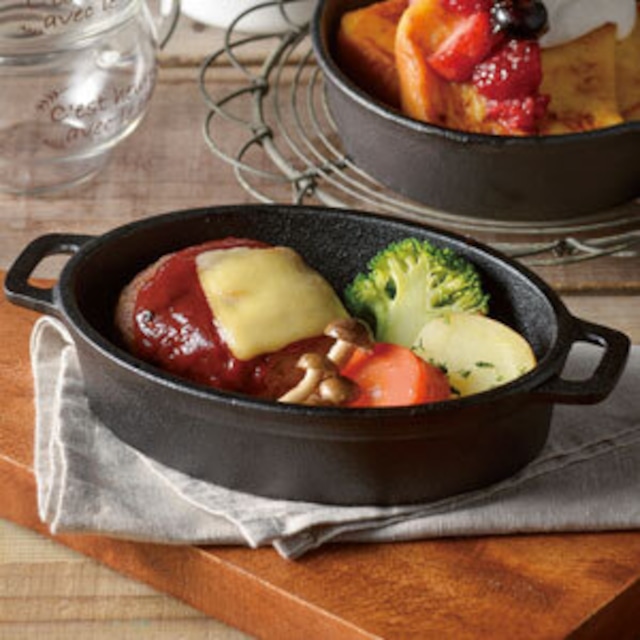 【オーブン対応】【直火対応】おしゃれなオーバル両手スキレット【キッチン雑貨/Brounie１】