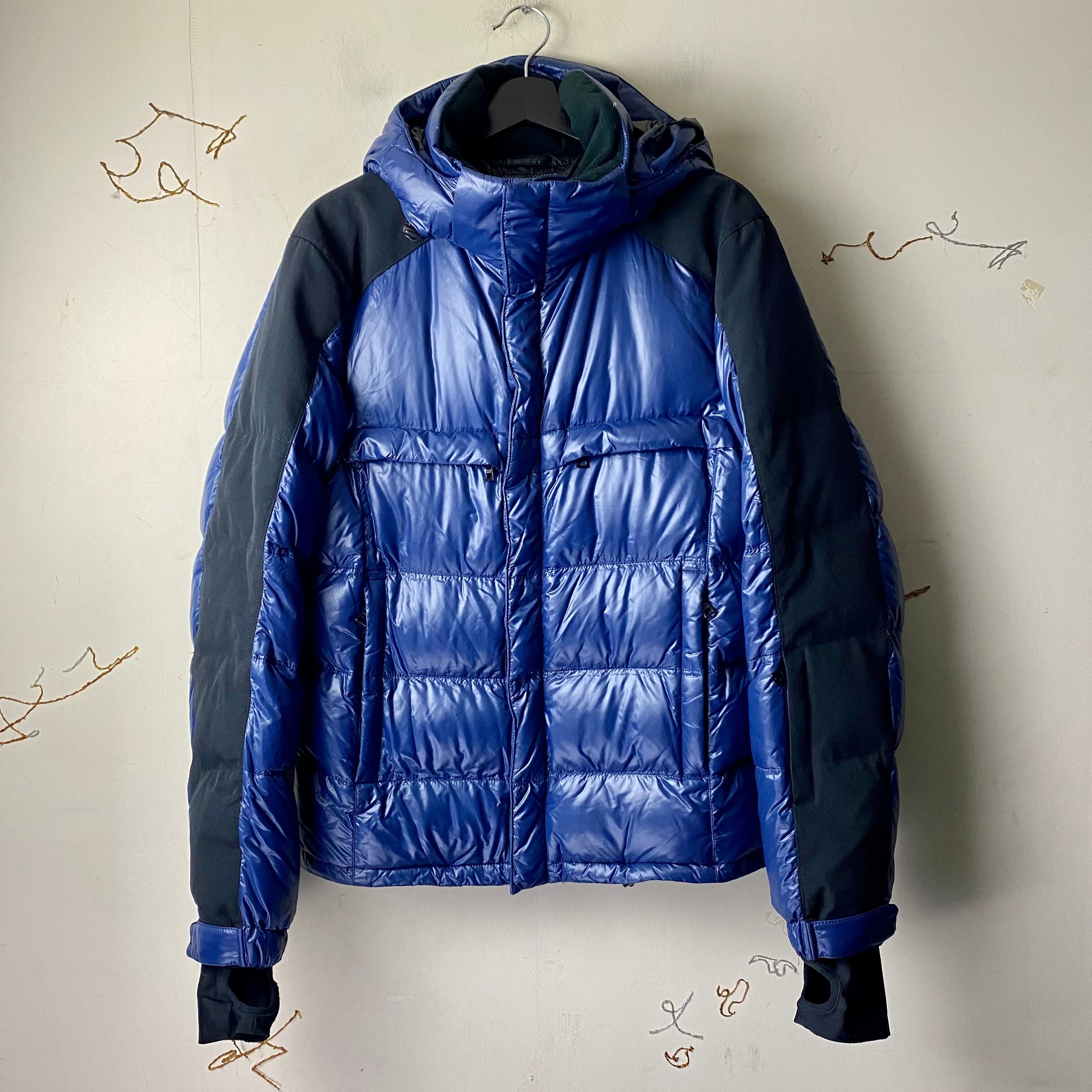 PRADA black switching blue down jacket | NOIR ONLINE