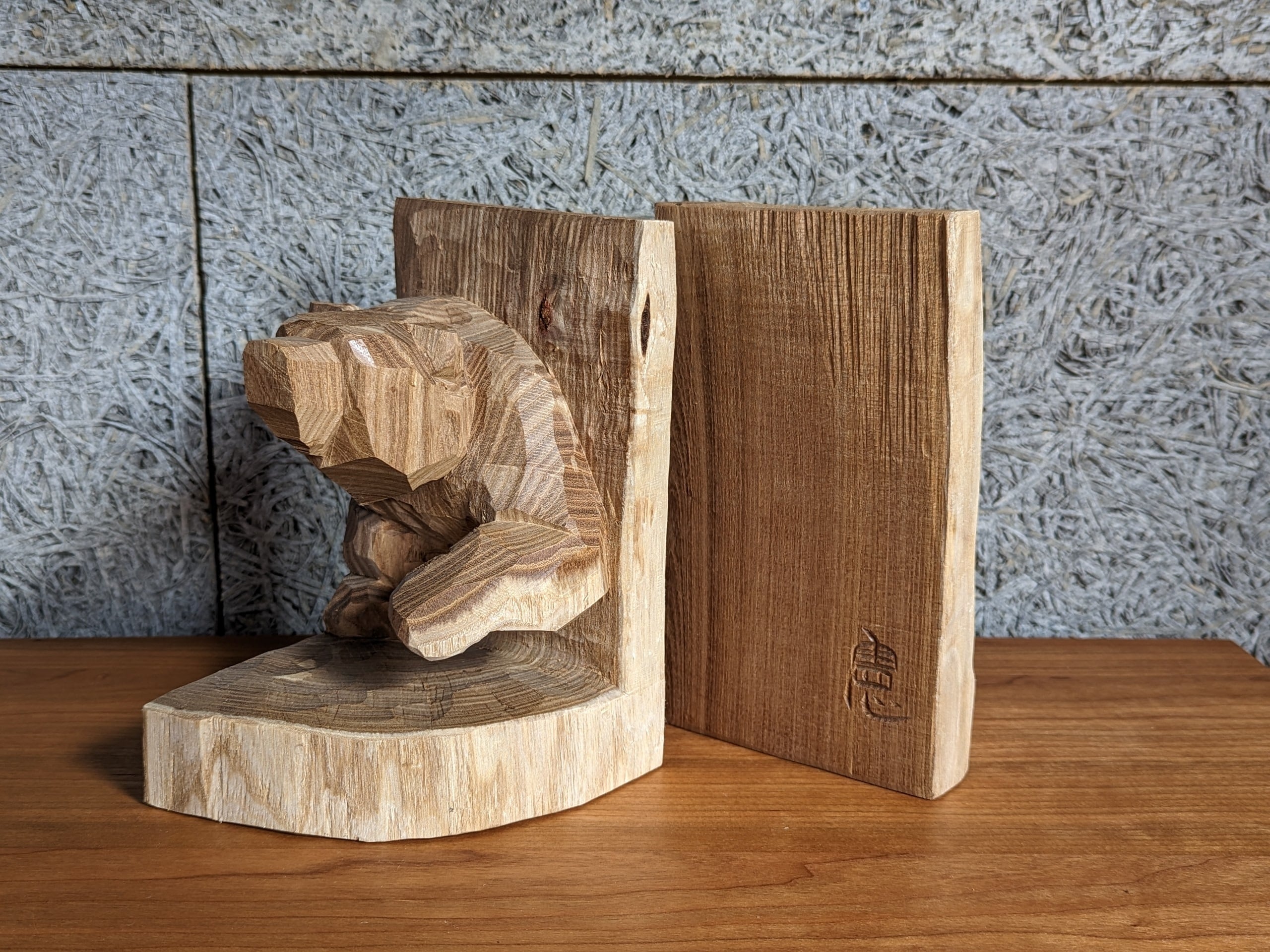 ヴィンテージ 木彫りの熊 ブックエンド アイヌ民芸 佐藤憲治 ブックエンド #2 | 木彫りの熊 | inoya | Basic Life Store