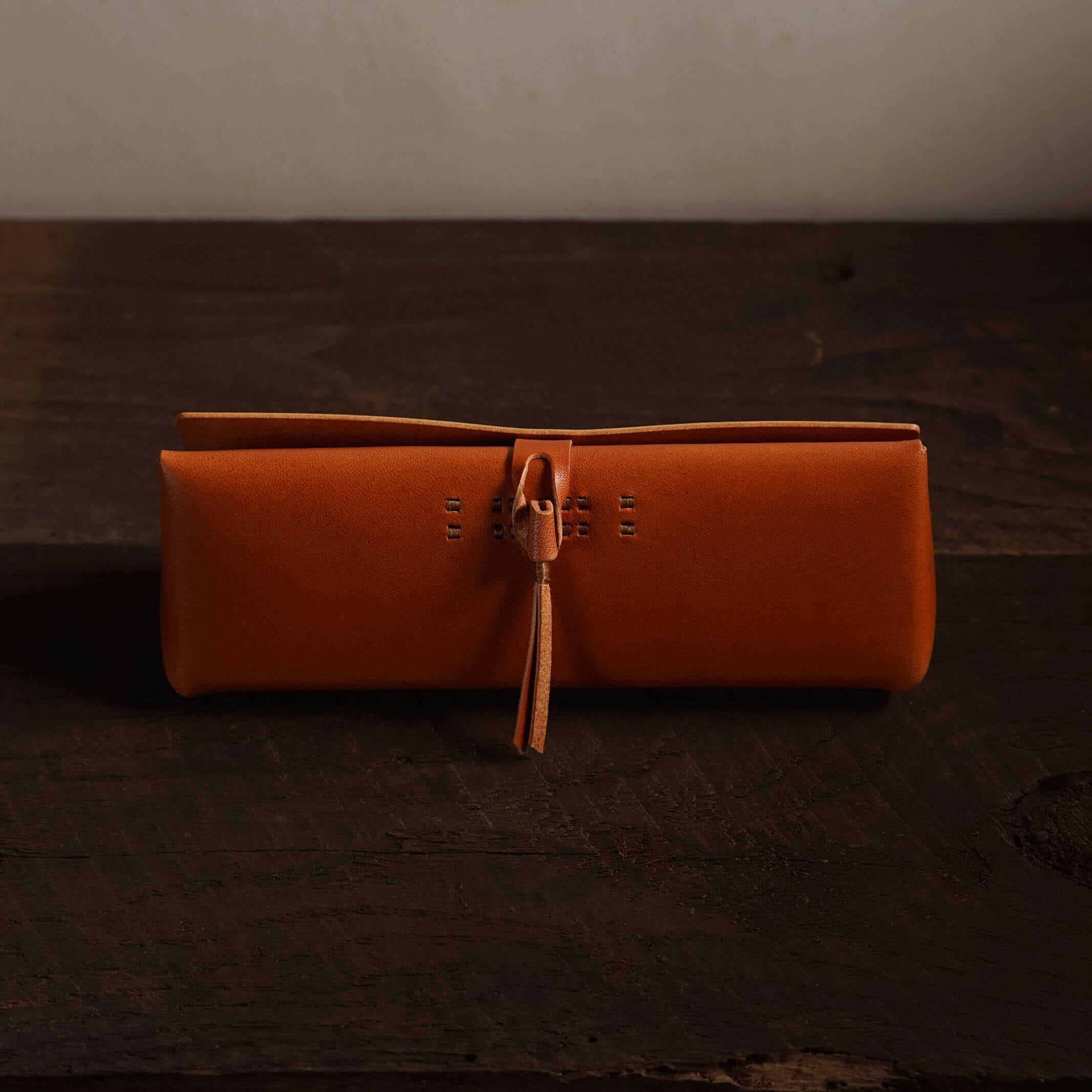 三角筆入 牛革柿渋染 | lore + needles / ロー・アンド・ニードルズ