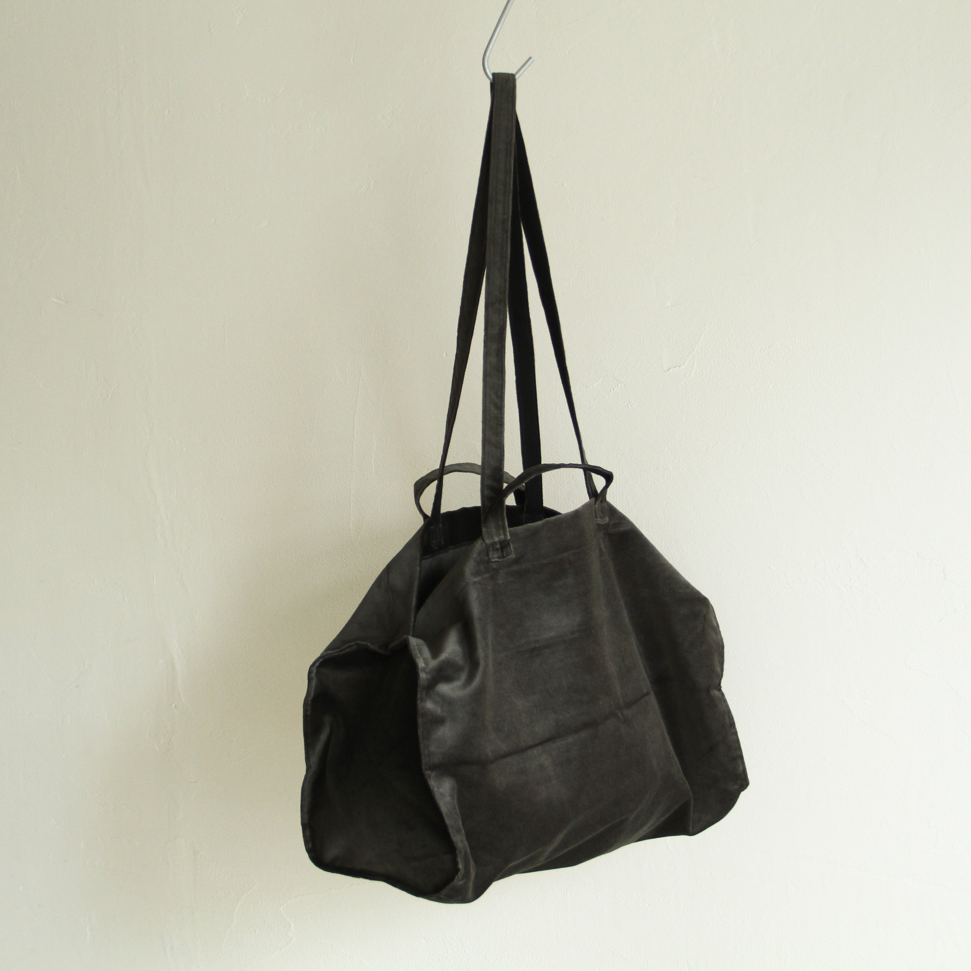 TENNE HANDCRAFTED MODERN Brisbanemoss velvet boston bag | Terminal