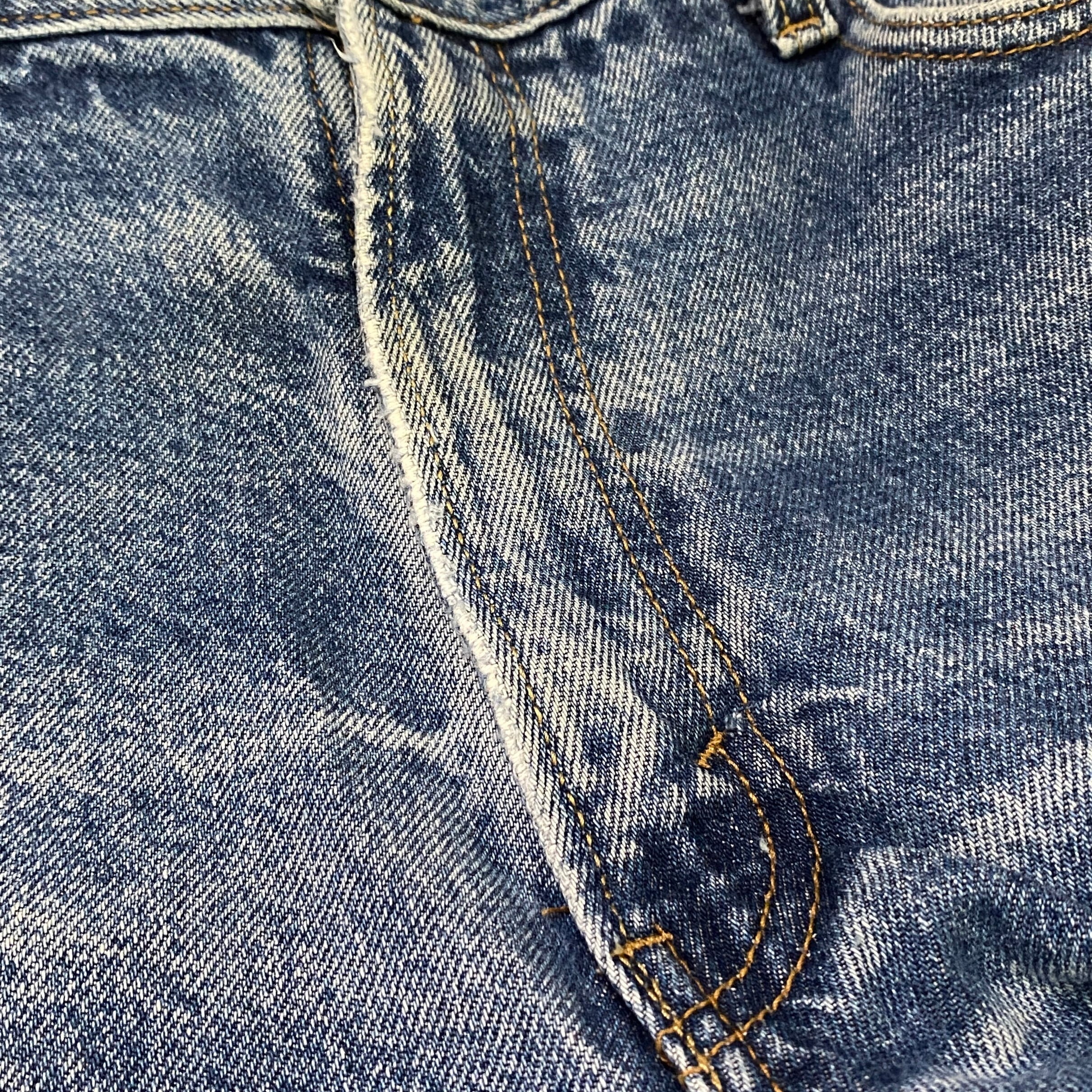 【575】00’sリーバイス550ビッグブラックバギー USA規格 黒太いW38 【575】00’sリーバイス550ビッグブラックバギー USA規格 黒太いW38