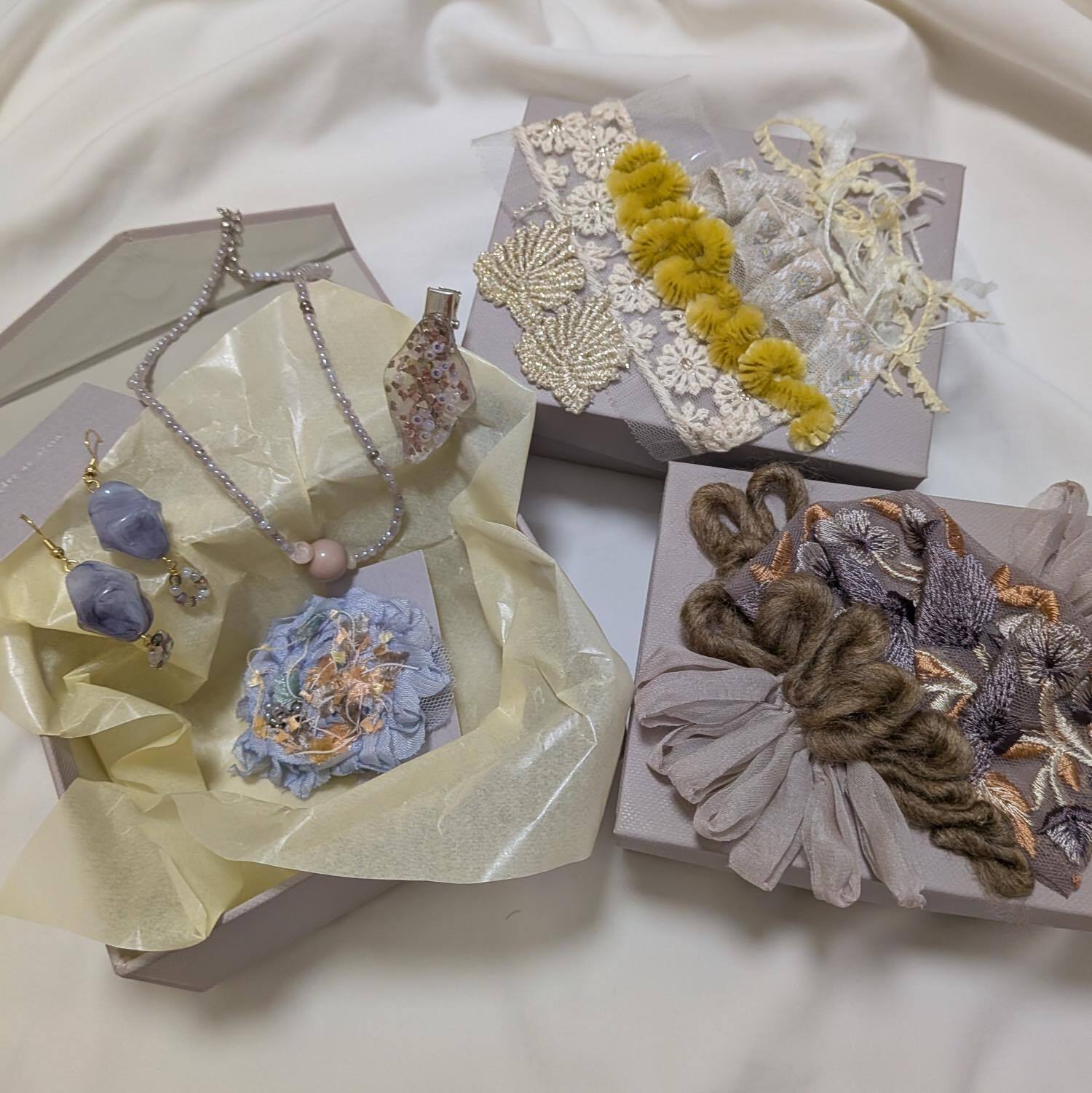 idee de tissu 色を楽しむアクセサリーボックス Grey