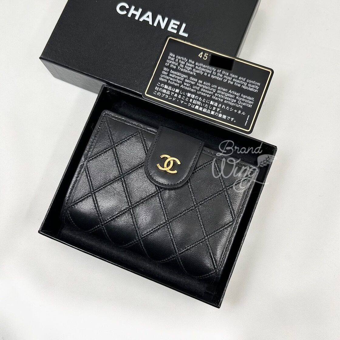 シャネル ビコローレ ラムスキン がま口ミニ財布 (新品未使用品✱付属  