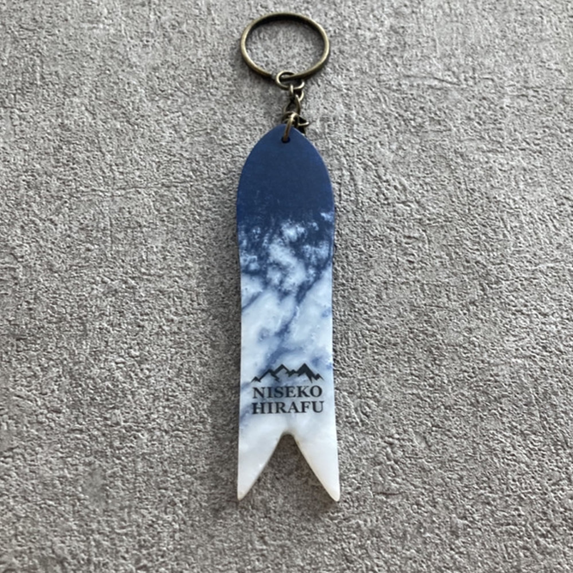 Niseko Resin key ring -ニセコレジンキーリング- | 8A GARAGE(ヤエイ