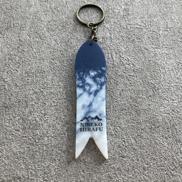 Niseko Resin key ring -ニセコレジンキーリング-