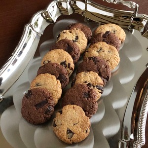 ヴィーガンスイーツレシピ「アレルギー対応チョコチップクッキー2種」