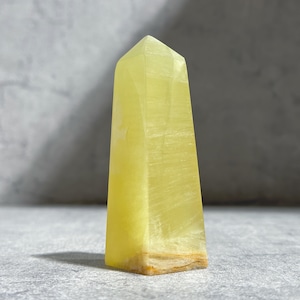 イエローカルサイト タワー型23◇Yellow Calcite◇天然石・鉱物・パワーストーン