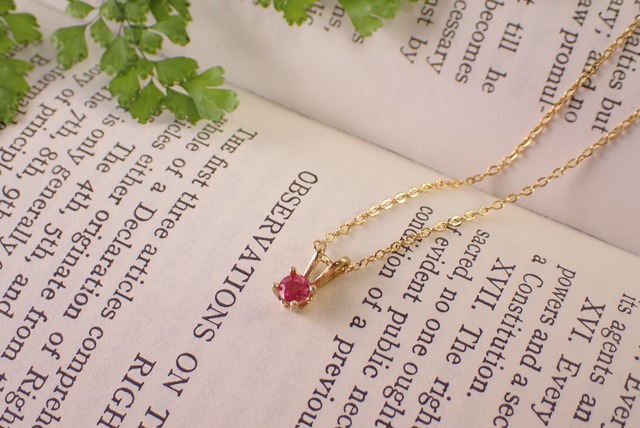 スピネルネックレス　0.31ct [D12‐98]