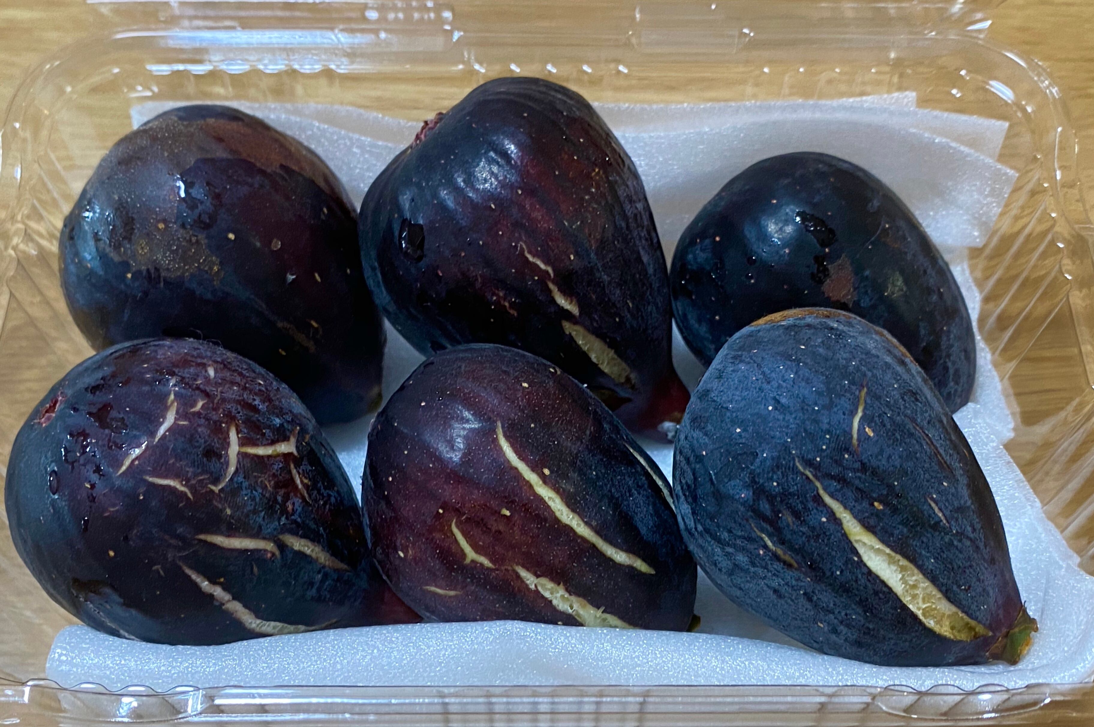 農薬不使用！幻の黒イチジク「ヌアール・ド・カロン」 1パック（300g
