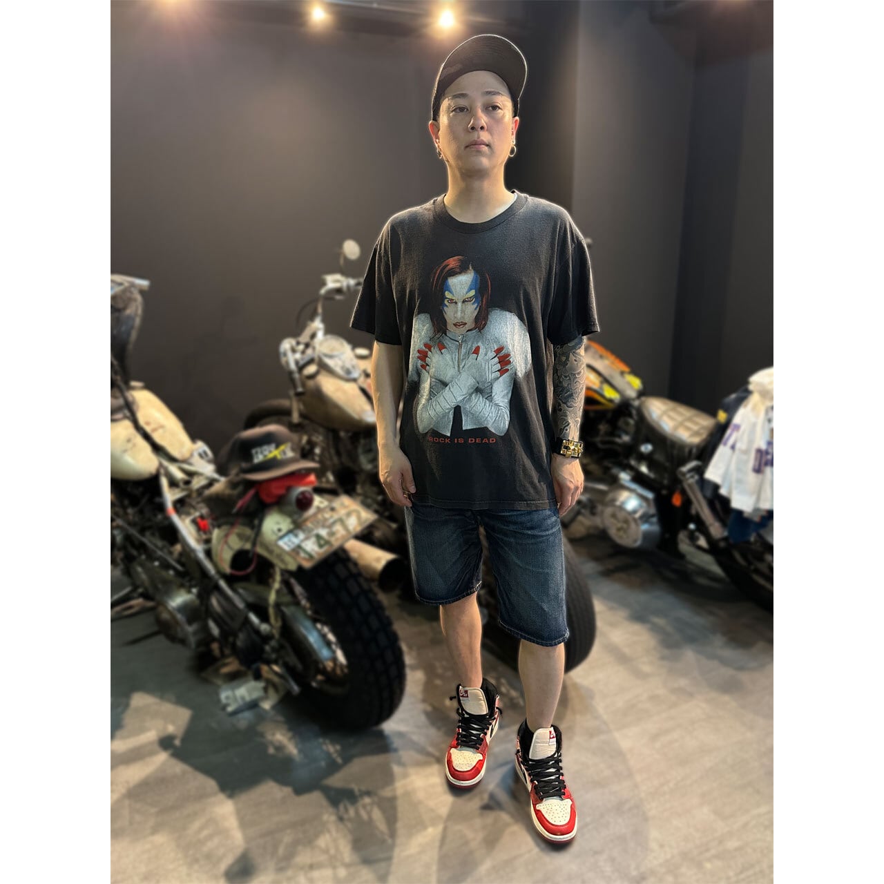 Marilyn Manson】マリリンマンソン “ROCK IS DEAD omega” Tシャツ L