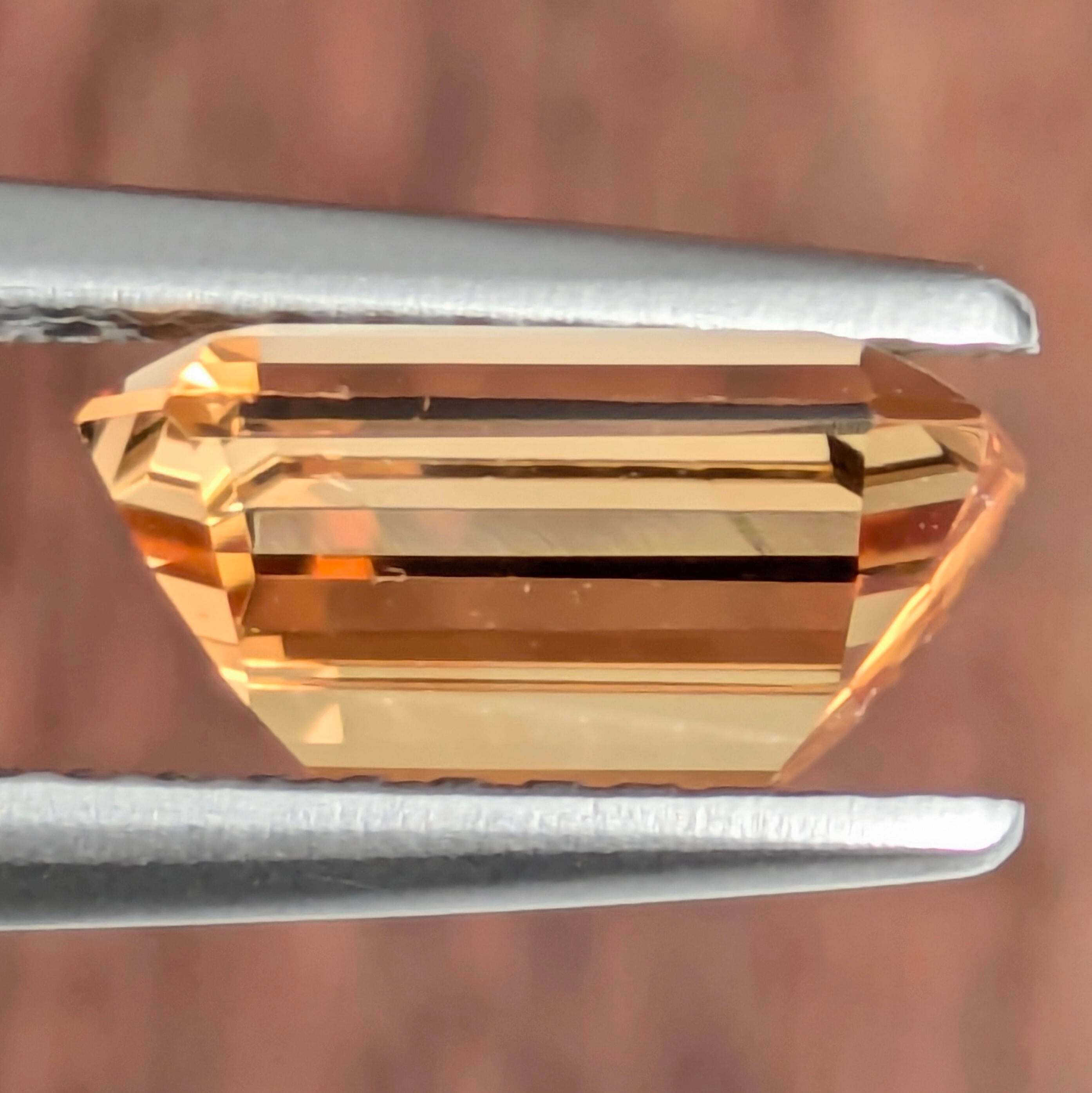 クリスタルボウル8インチC#-20 インペリアルトパーズ インペリアルトパーズルース【2.20ct】 PRO208780 | Gem's Subculture