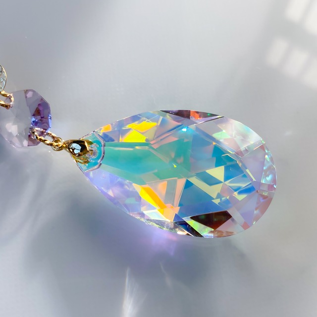 安眠サポート＊ラピスラズリ＆アメジスト入り 月モチーフ しずく型サンキャッチャー