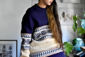 70's- -vintage- "British wool knit sweater"