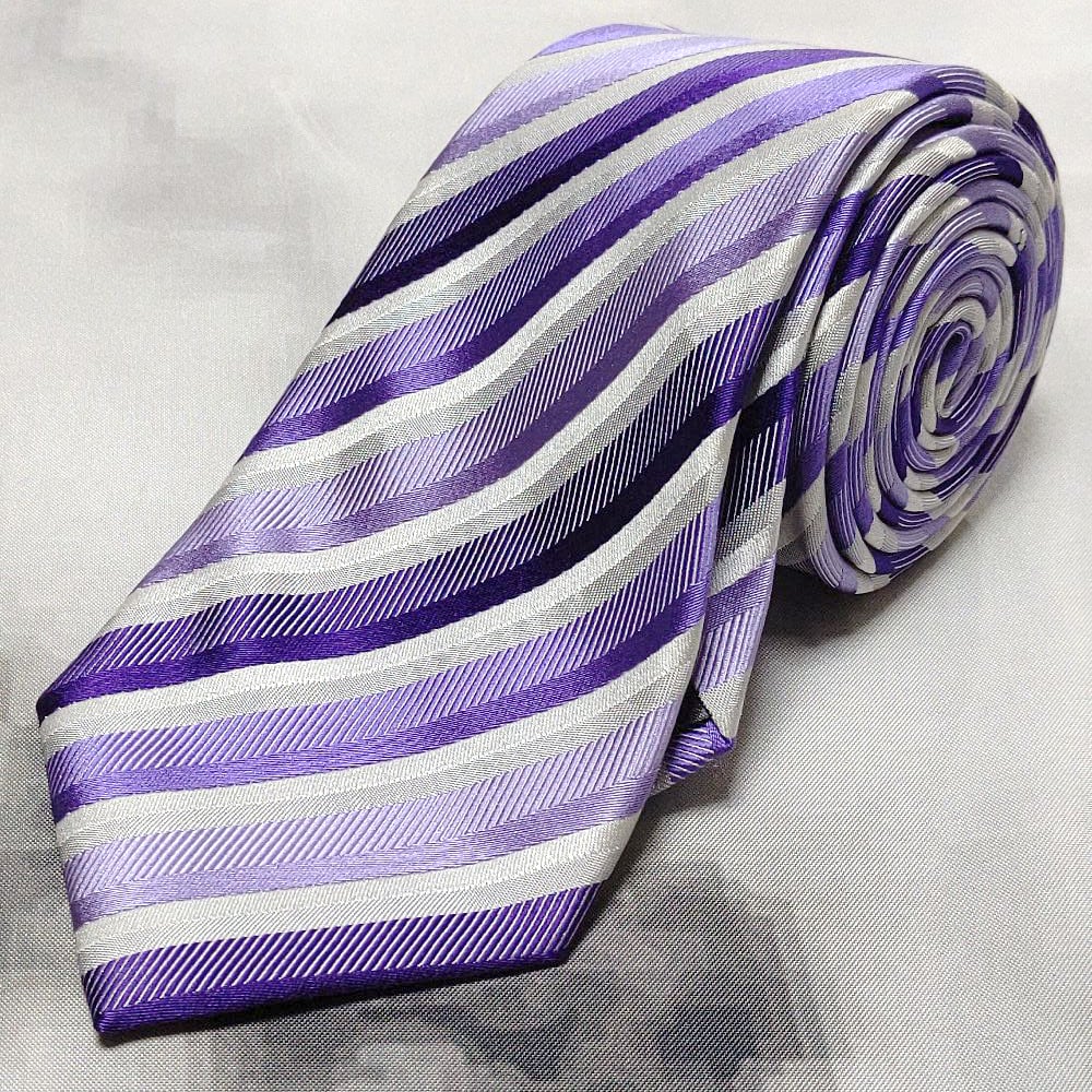 新品 DAKS（ダックス） シルク100% ネクタイ DAKS(ダックス) シルク 100 % ネクタイ 新品 新品☆DAKS ダックス