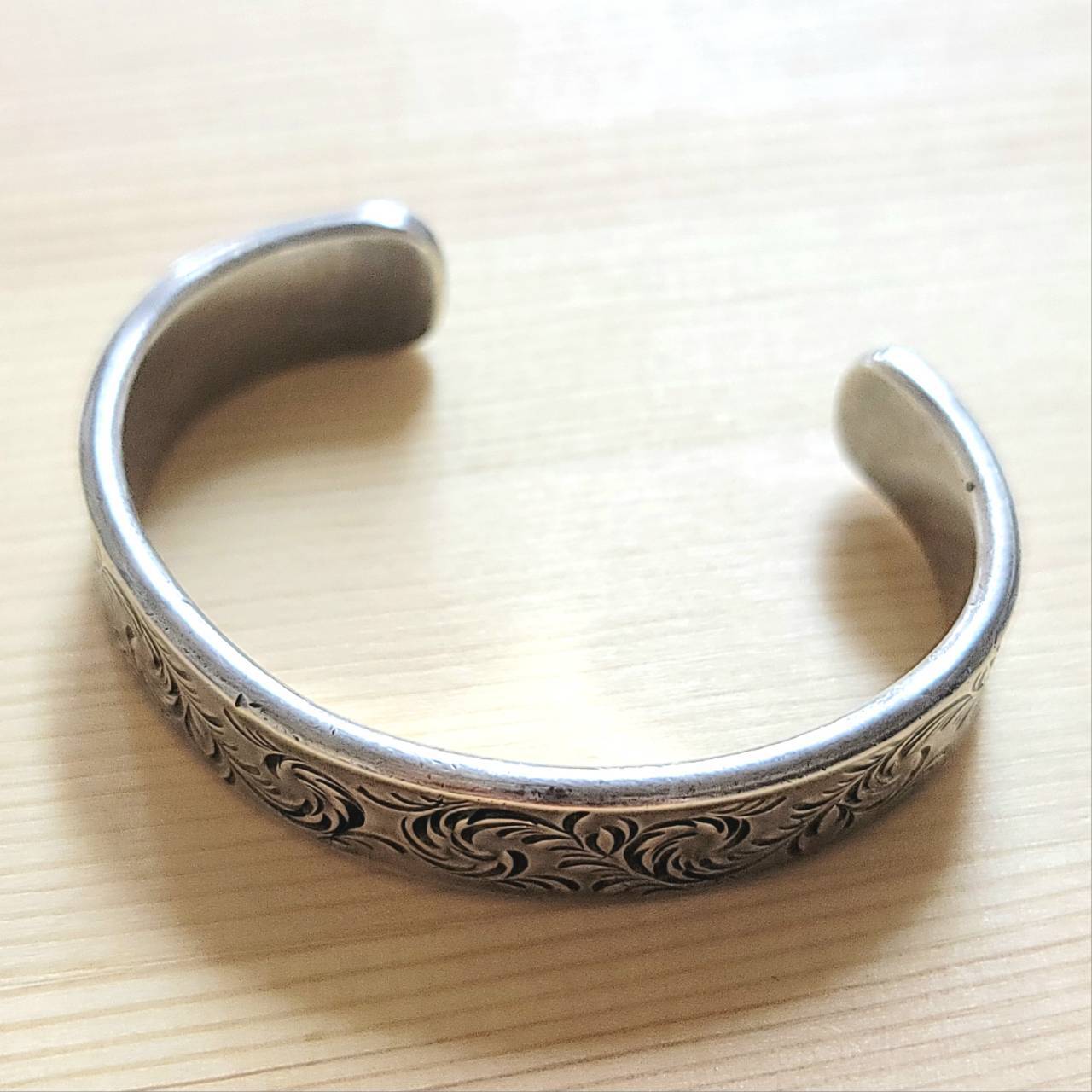 Nautilus Art Jewelry silver bangle | KapRis