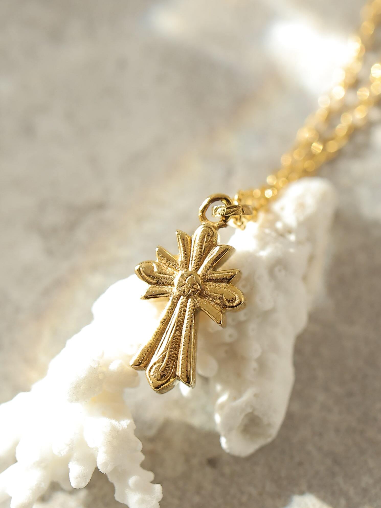 Buy Men's Necklace, 14K Gold Cross Pendant for Men, Thick Gold Cross Chain  Men's Jewelry Online in India - Etsy