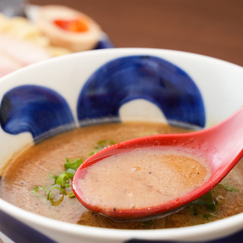3種食べ比べセット（とんこつラーメン2食、長崎レモンとんこつラーメン