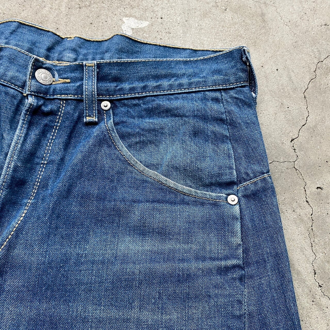 00年代 Levi's ユーロリーバイス ENGINEERED JEANS 立体裁断 変形デニムパンツ メンズW31